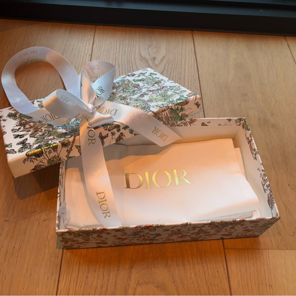 Gorgeous Butterfly Dior Gift Box with Ribbon